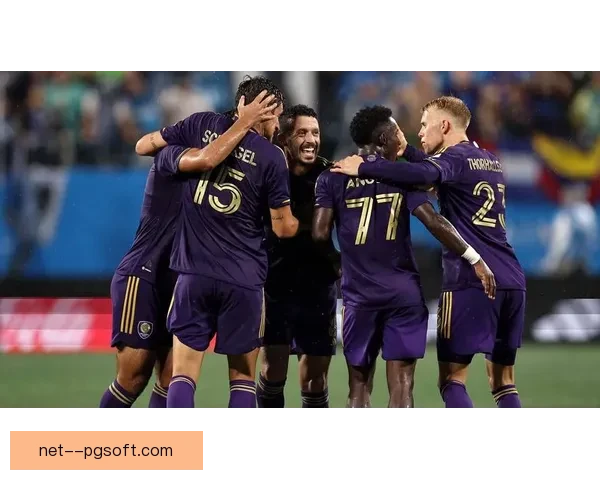 亚特兰大联勇闯黑八奇迹震惊球坛创造历史新篇章